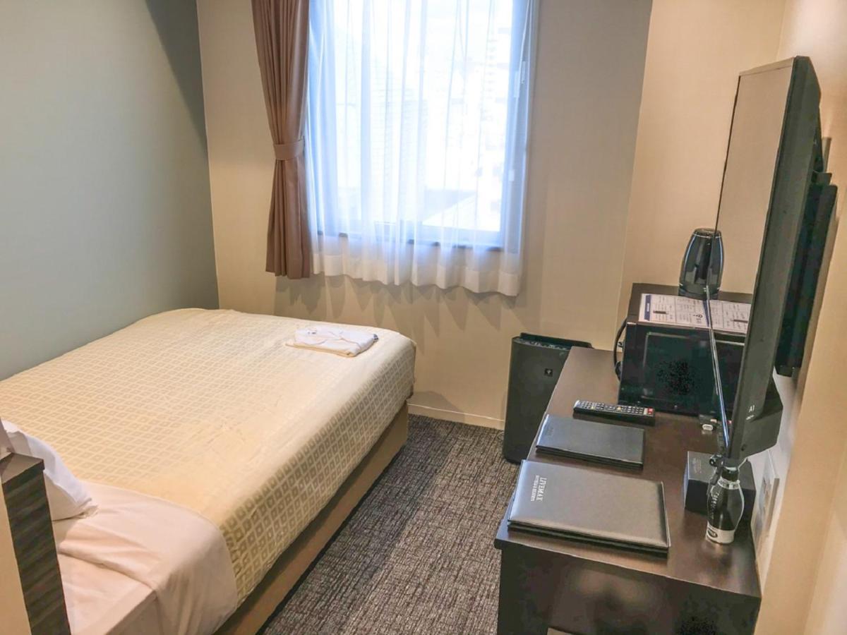 Hotel Livemax Hiroshima Funairimachi Riverside Bagian luar foto